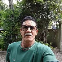 Carlos A., 50 años Bogotá CO